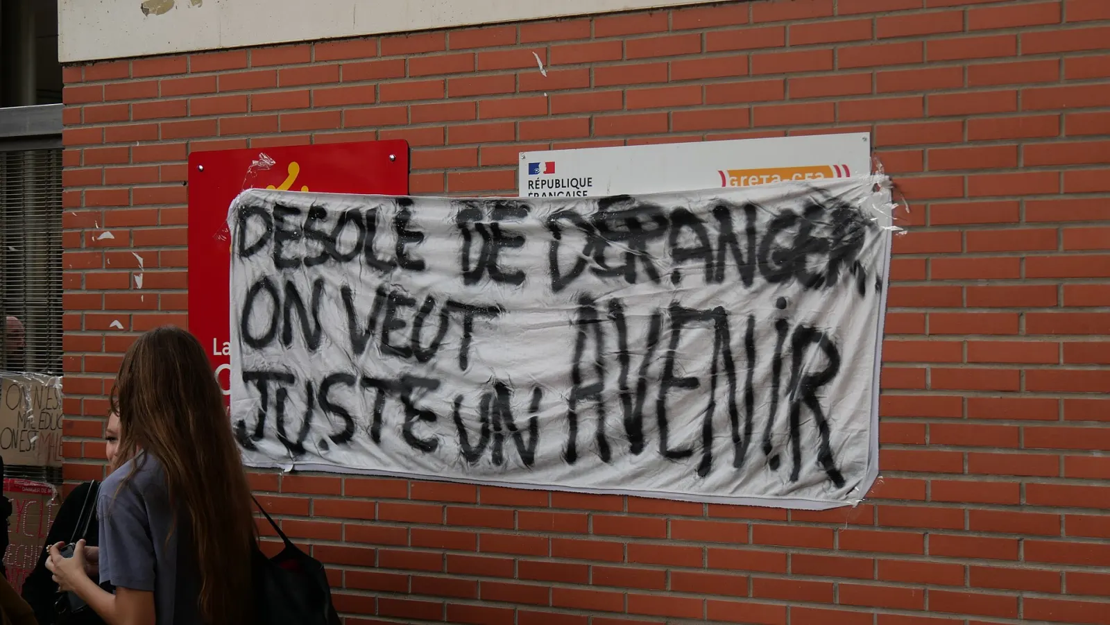 How to Solve French Student Protests with Evidence-Based Education